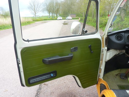 1977 Volkswagen T2 Bay Window Westfalia Helsinki Camper Conversion LHD In vendita (immagine 19 di 127)