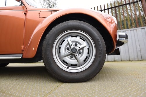 1978 Volkswagen Beetle 1303LS Cabriolet à vendre (picture 28 of 109)