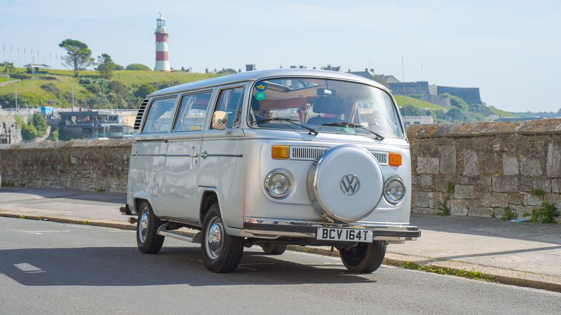 1978 Volkswagen T2 Silverfish Bay Window Campervan LHD For Sale (picture 1 of 170)