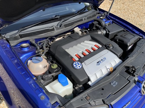 2003 Volkswagen Golf R32 Te koop (foto 82 van 102)