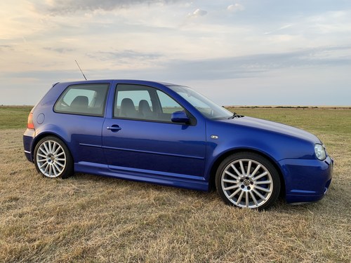 2003 Volkswagen Golf R32 Te koop (foto 26 van 102)