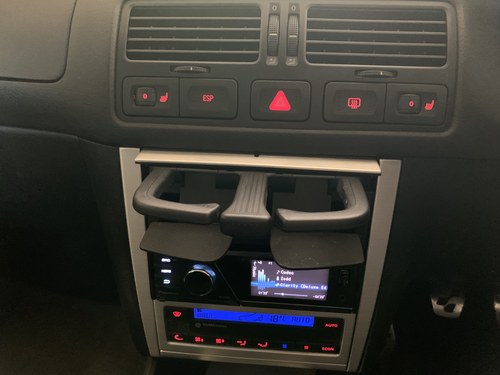 2003 Volkswagen Golf R32 Te koop (foto 54 van 102)