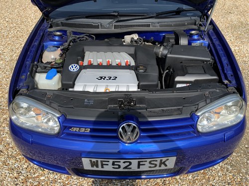 2003 Volkswagen Golf R32 Te koop (foto 84 van 102)