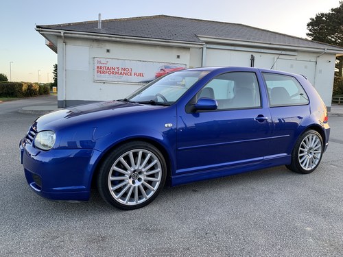 2003 Volkswagen Golf R32 Te koop (foto 12 van 102)