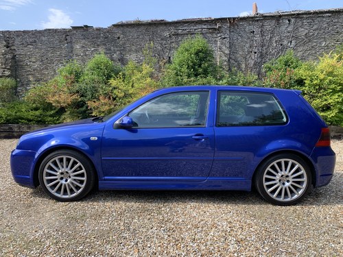 2003 Volkswagen Golf R32 Te koop (foto 45 van 102)