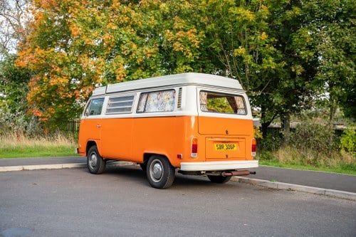 1976 Volkswagen T2 Bay Window Campervan In vendita (immagine 6 di 152)