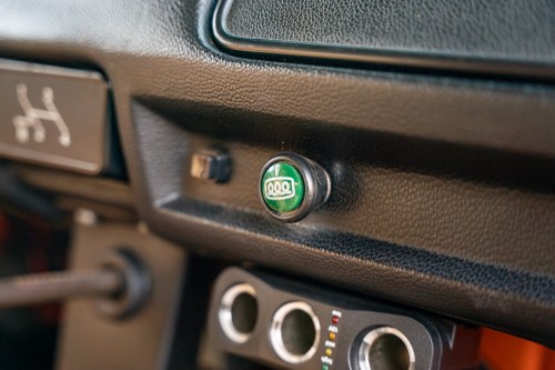 1976 Volkswagen T2 Bay Window Campervan In vendita (immagine 57 di 152)