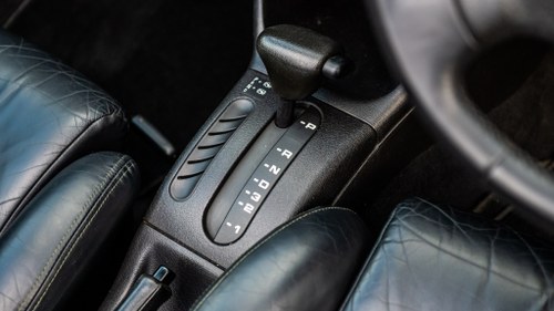 1997 Volkswagen Golf Avantgarde 2.0 Cabriolet Auto For Sale (picture 19 of 178)