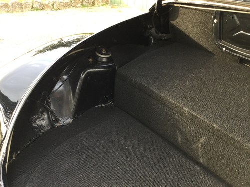 1976 Volkswagen Beetle 1303 Cabriolet In vendita (immagine 47 di 84)