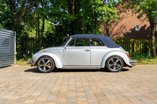 1977 Volkswagen Beetle 1303LS Karmann Cabriolet For Sale (picture 17 of 145)