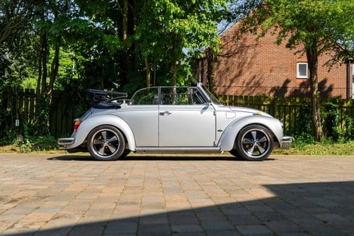 1977 Volkswagen Beetle 1303LS Karmann Cabriolet For Sale (picture 11 of 145)