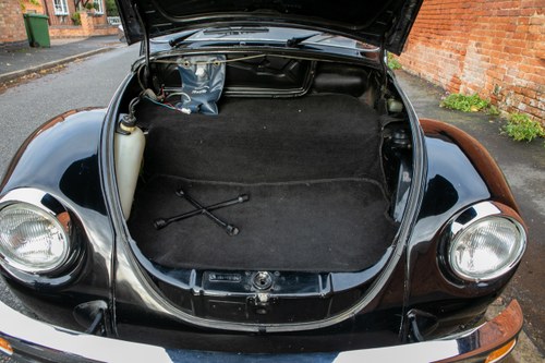 1975 Volkswagen Beetle Karmann Convertible Te koop (foto 73 van 131)