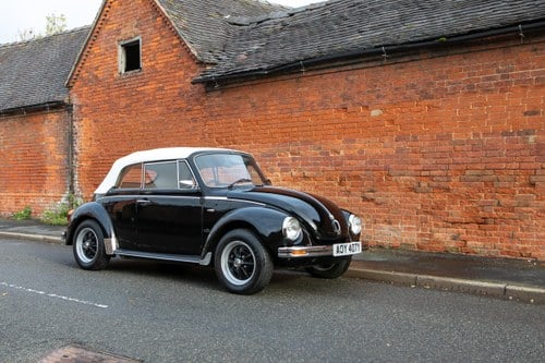 1975 Volkswagen Beetle Karmann Convertible Te koop (foto 11 van 131)