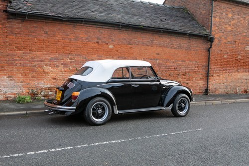 1975 Volkswagen Beetle Karmann Convertible Te koop (foto 9 van 131)