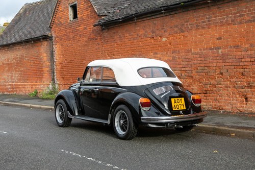 1975 Volkswagen Beetle Karmann Convertible Te koop (foto 25 van 131)