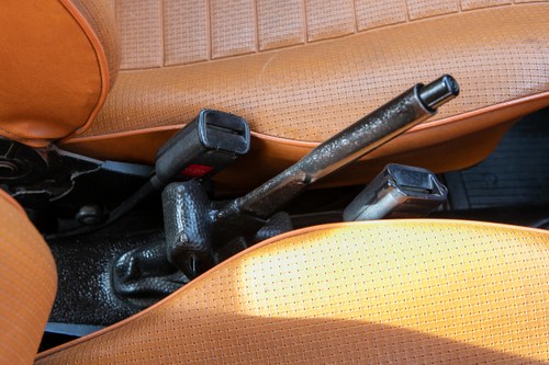 1975 Volkswagen Beetle Karmann Convertible Te koop (foto 54 van 131)