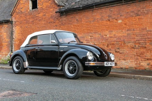 1975 Volkswagen Beetle Karmann Convertible Te koop (foto 12 van 131)