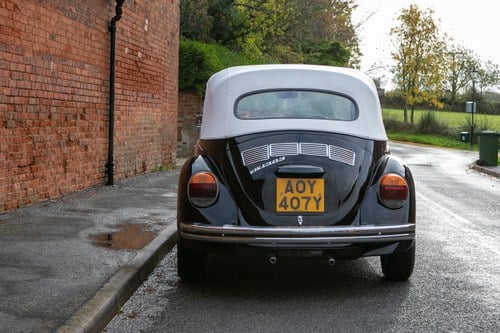 1975 Volkswagen Beetle Karmann Convertible Te koop (foto 17 van 131)