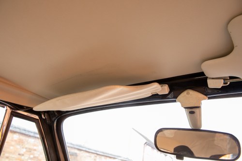 1975 Volkswagen Beetle Karmann Convertible Te koop (foto 64 van 131)