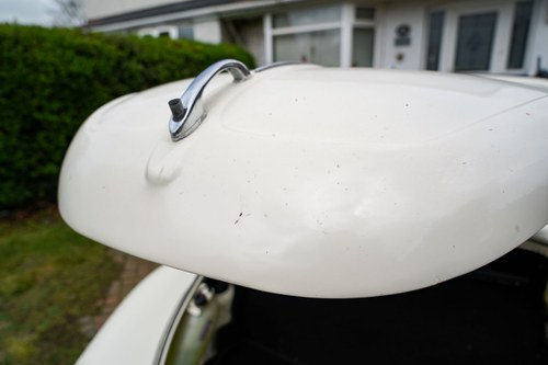 1975 Volkswagen Beetle Karmann Cabriolet 1600 (LHD) In vendita (immagine 107 di 249)