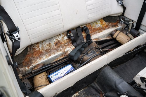 1975 Volkswagen Beetle Karmann Cabriolet 1600 (LHD) In vendita (immagine 89 di 249)