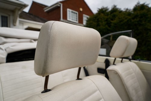 1975 Volkswagen Beetle Karmann Cabriolet 1600 (LHD) In vendita (immagine 72 di 249)