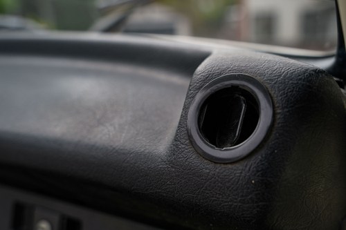 1975 Volkswagen Beetle Karmann Cabriolet 1600 (LHD) In vendita (immagine 47 di 249)