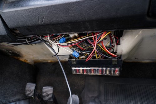 1975 Volkswagen Beetle Karmann Cabriolet 1600 (LHD) In vendita (immagine 53 di 249)