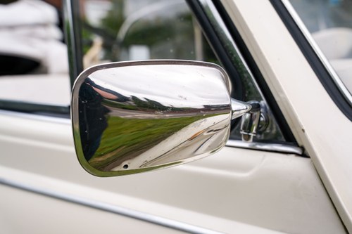 1975 Volkswagen Beetle Karmann Cabriolet 1600 (LHD) In vendita (immagine 155 di 249)