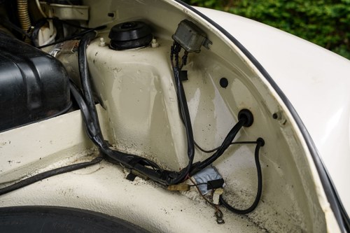 1975 Volkswagen Beetle Karmann Cabriolet 1600 (LHD) In vendita (immagine 124 di 249)