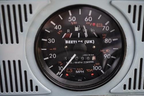 2004 Volkswagen Beetle Te koop (foto 26 van 93)