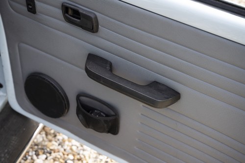 2004 Volkswagen Beetle Te koop (foto 23 van 93)