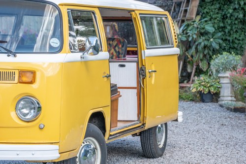 1977 Volkswagen Type 2 Camper Devon Conversion à venda (imagem 91 de 132)