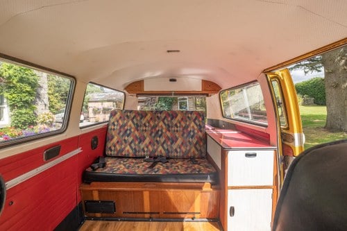 1977 Volkswagen Type 2 Camper Devon Conversion à venda (imagem 60 de 132)