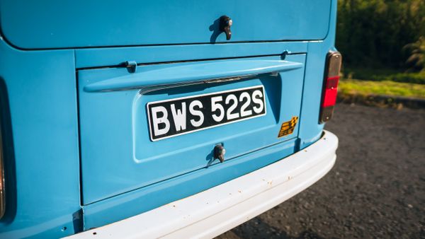 1977 Volkswagen T2 Camper Bay Window LHD ‘Smurf’ For Sale (picture :index of 125)