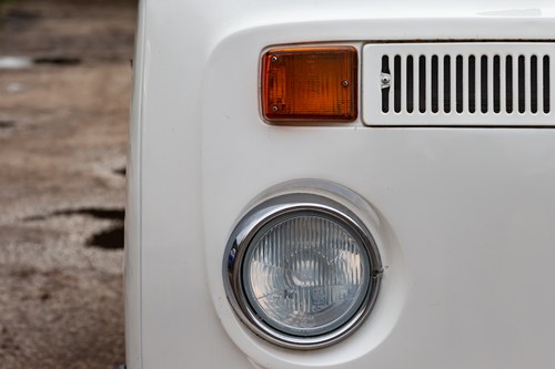 1976 Volkswagen T2 Bay Window Campervan En venta (imagen 87 de 143)