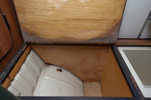 1976 Volkswagen T2 Bay Window Campervan En venta (imagen 81 de 143)