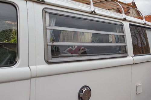 1976 Volkswagen T2 Bay Window Campervan En venta (imagen 111 de 143)