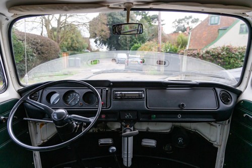 1976 Volkswagen T2 Bay Window Campervan En venta (imagen 47 de 143)