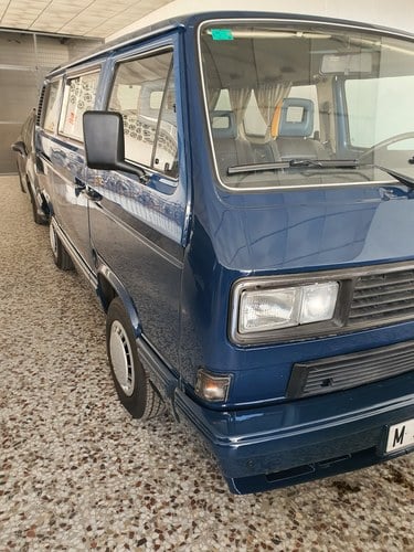 NO RESERVE - 1990 Volkswagen Caravelle 2.1 WBX à vendre (picture 27 of 57)