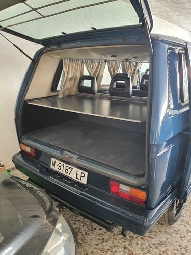 NO RESERVE - 1990 Volkswagen Caravelle 2.1 WBX à vendre (picture 23 of 57)