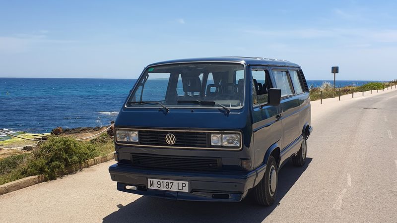 NO RESERVE - 1990 Volkswagen Caravelle 2.1 WBX For Sale (picture 1 of 57)