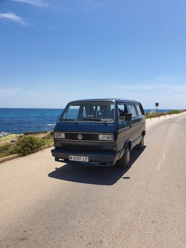 NO RESERVE - 1990 Volkswagen Caravelle 2.1 WBX à vendre (picture 1 of 57)