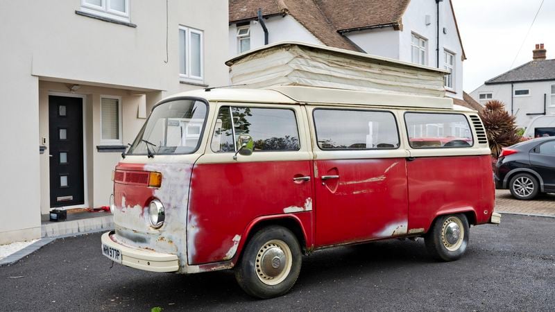 NO RESERVE - 1975 Volkswagen “Bay Window” Camper Van Project (T2) For Sale (picture 1 of 154)