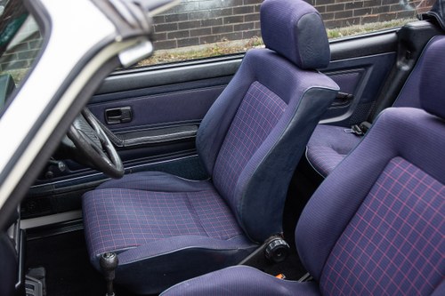 1990 VW Golf GTI Cabriolet à vendre (picture 57 of 141)