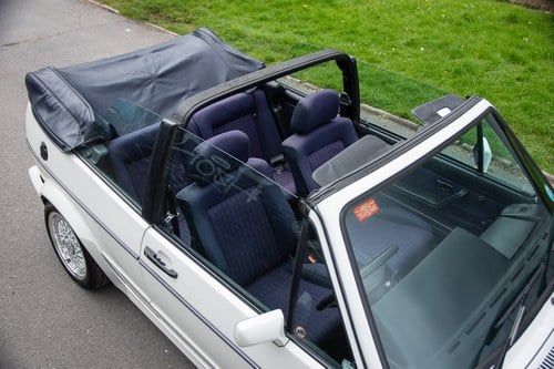 1990 VW Golf GTI Cabriolet à vendre (picture 5 of 141)