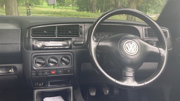 2001 Volkswagen Golf Cabriolet For Sale (picture :index of 39)
