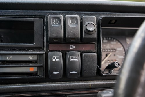 NO RESERVE - 1991 Volkswagen Golf GTI 16v For Sale (picture 43 of 222)