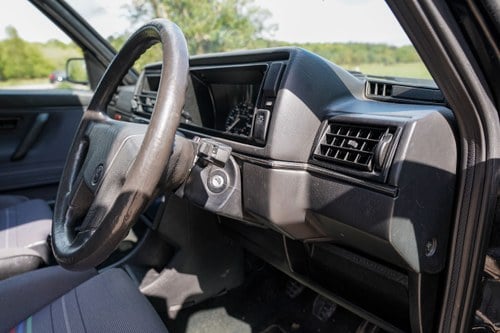 NO RESERVE - 1991 Volkswagen Golf GTI 16v For Sale (picture 33 of 222)