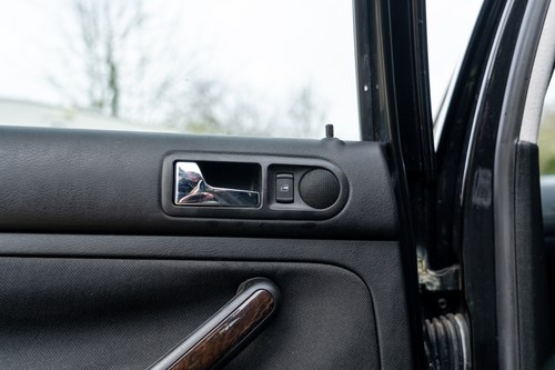 NO RESERVE - 2001 Volkswagen Golf GTI 1.8T In vendita (immagine 48 di 135)